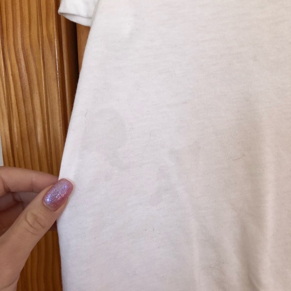 Cropped V-neck White Tee - Picture 3 of 5